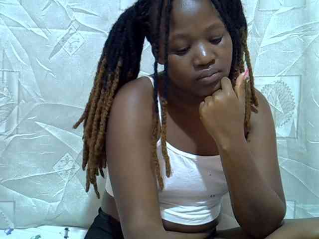 Candylily1 webcam