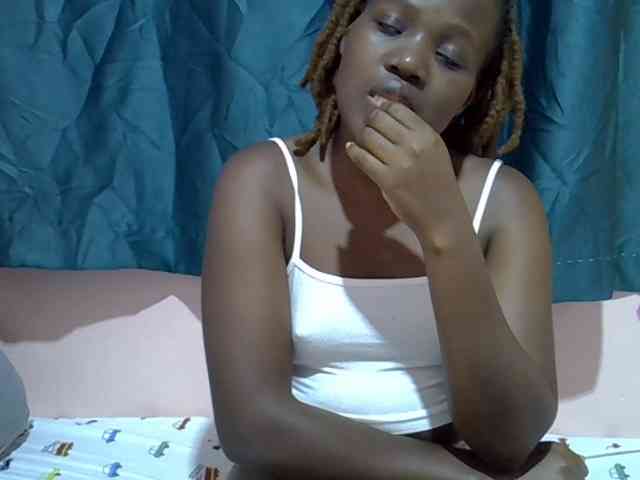 Candylily1 webcam