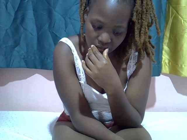 Candylily1 webcam
