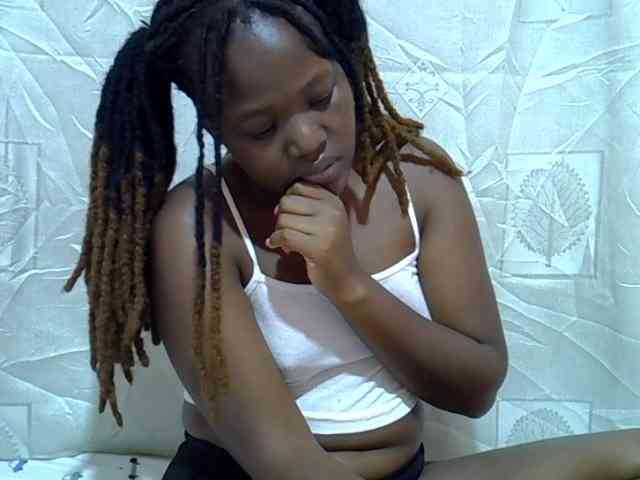 Candylily1 webcam