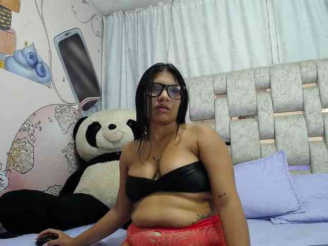 pamela-brow webcam
