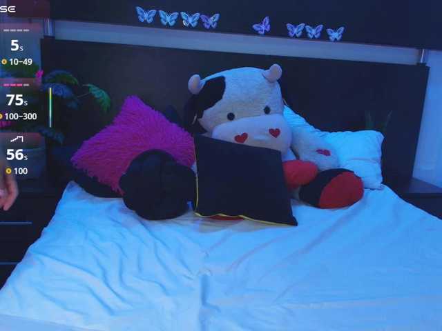 Baby-Curly live cam on BongaCams