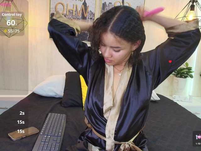 Baby-Curly live cam on BongaCams