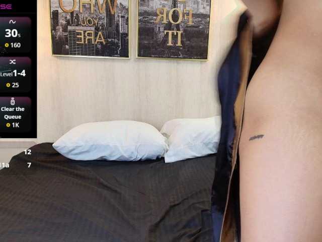 Baby-Curly live cam on BongaCams
