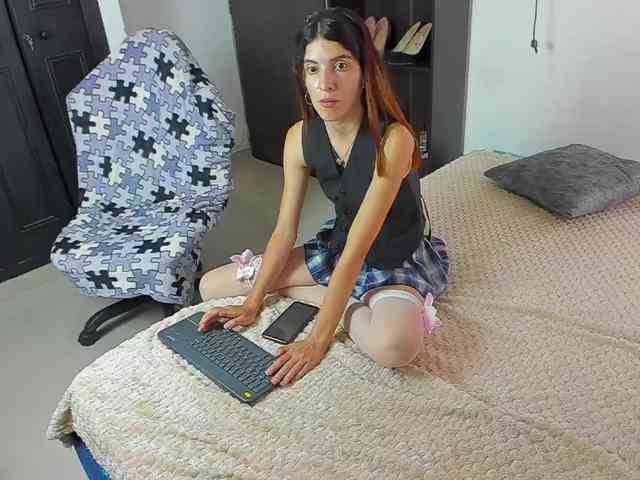 Modelo: yalaboop-gold