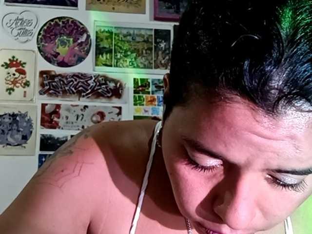 Lapizlazuly1312 live cam on BongaCams