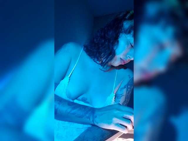 Lapizlazuly1312 live webcam show