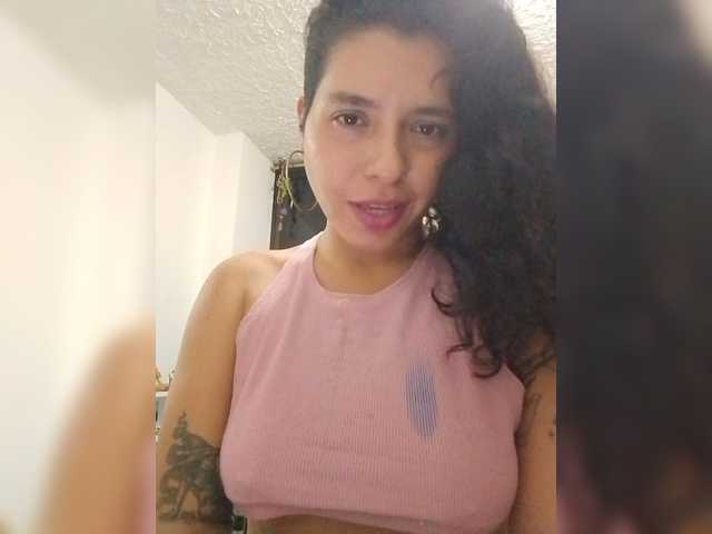 Lapizlazuly1312 live cam on BongaCams