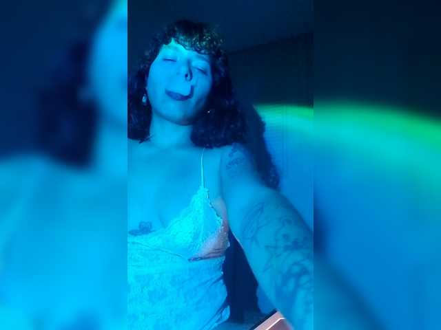Lapizlazuly1312 live webcam show