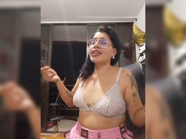 Lapizlazuly1312 live cam on BongaCams