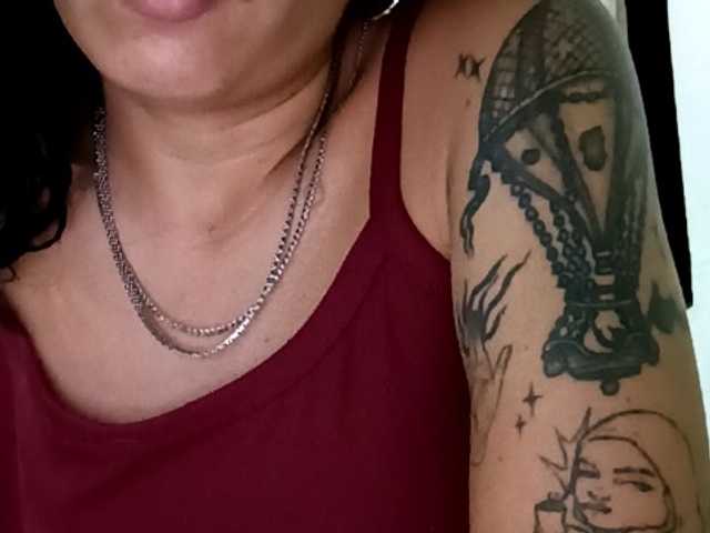 Lapizlazuly1312 live cam on BongaCams