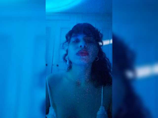 Lapizlazuly1312 live webcam show