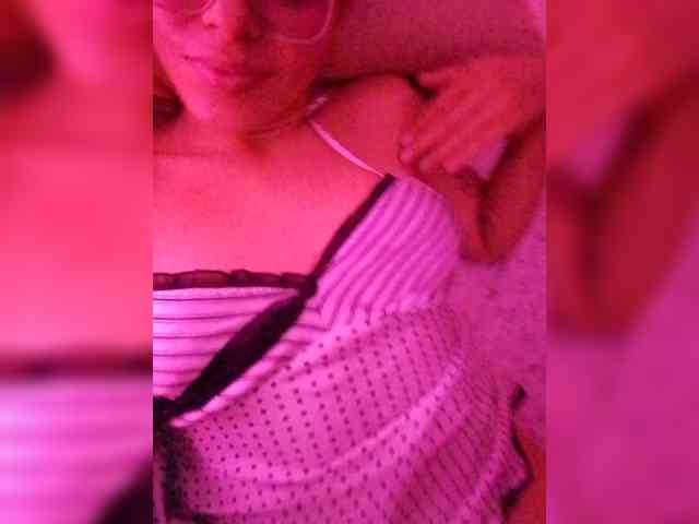 Lapizlazuly1312 webcam