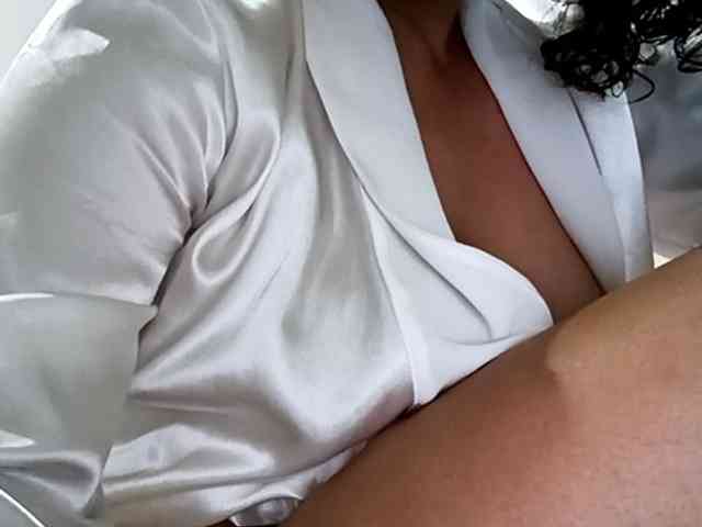 Lapizlazuly1312 webcam