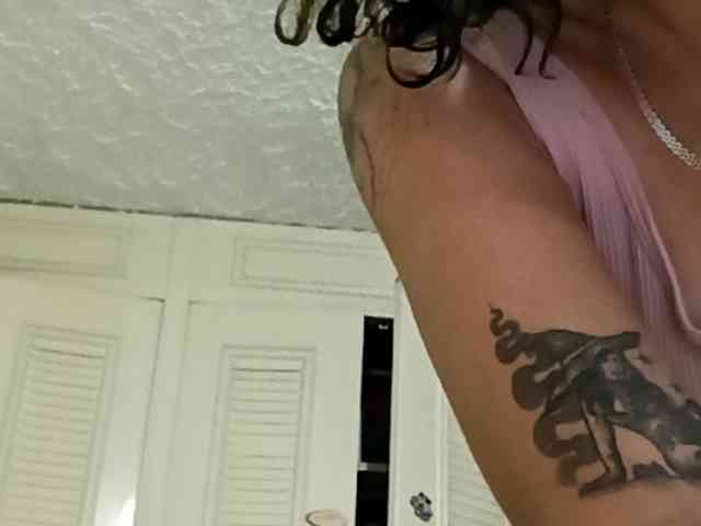 Lapizlazuly1312 webcam