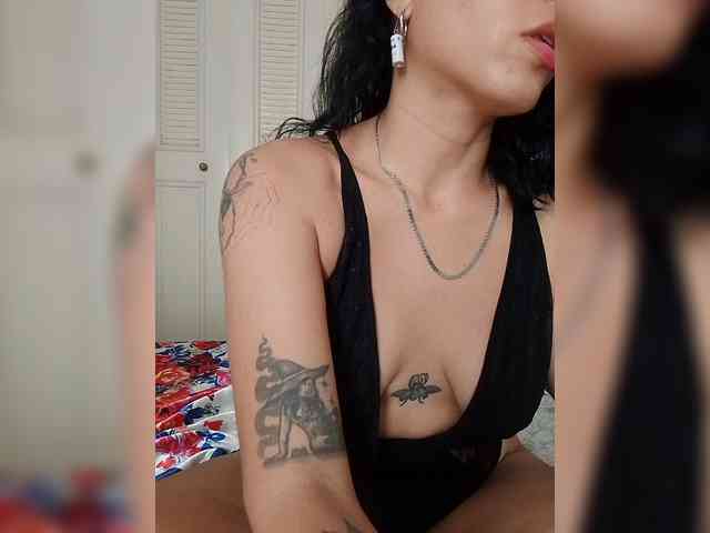 Lapizlazuly1312 webcam