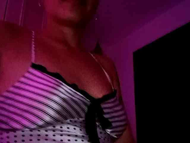 Lapizlazuly1312 webcam