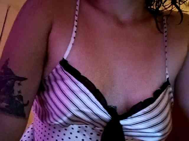 Lapizlazuly1312 webcam