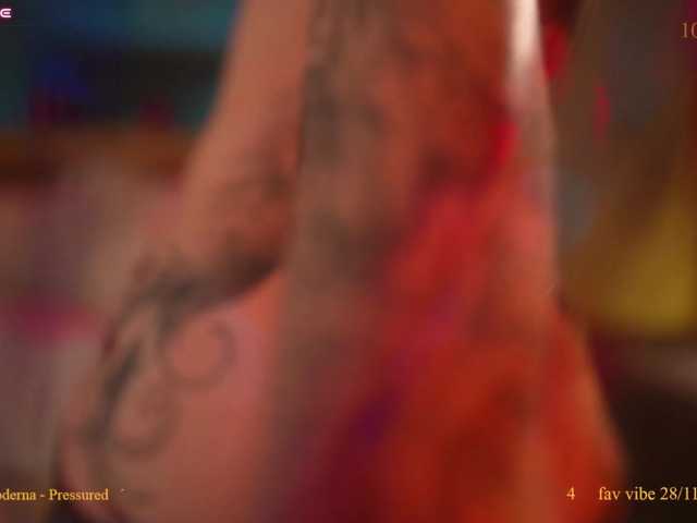 le modèle suk-ki est en webcam porno dans un show sur le site bongacams, il possède les tags suivants: White/Caucasian,Redhead,Trimmed