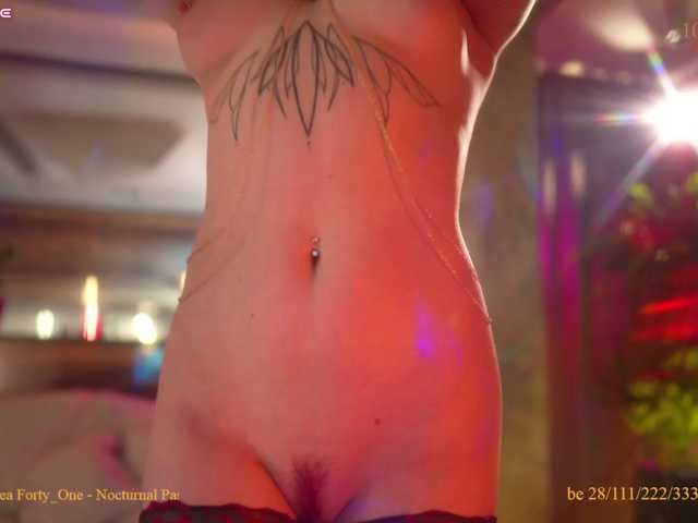 suk-ki live cam on BongaCams