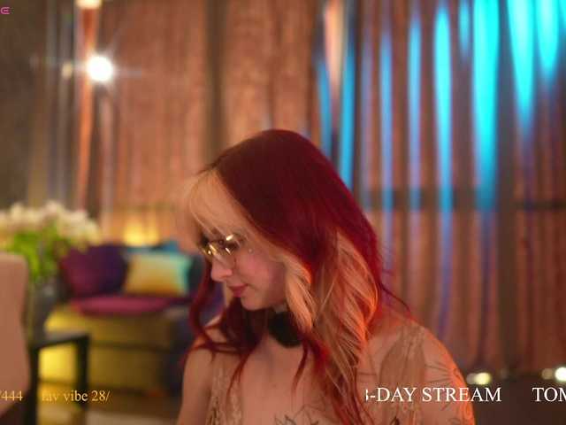suk-ki live cam on BongaCams