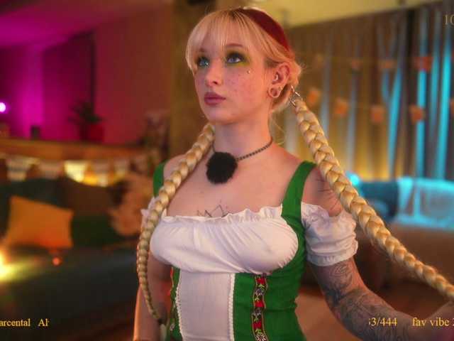 suk-ki live cam on BongaCams