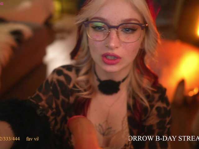 suk-ki live cam on BongaCams