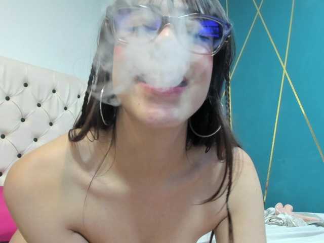VelvetNova1 live cam preview