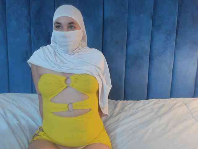 raniaa- webcam