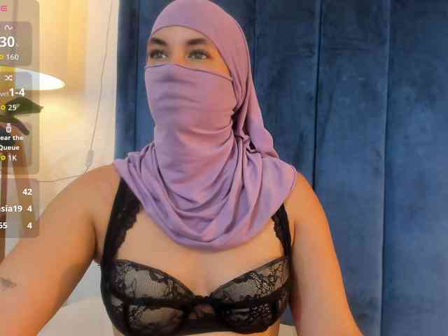 raniaa- Live Webcam on BongaCams