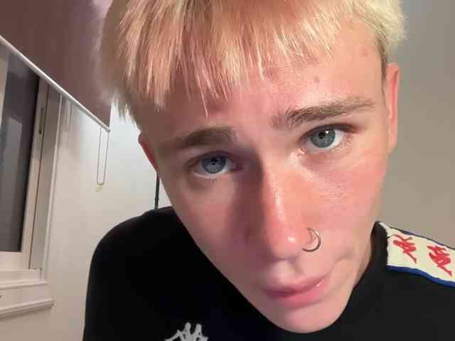 twiinknico Sex Cam Show