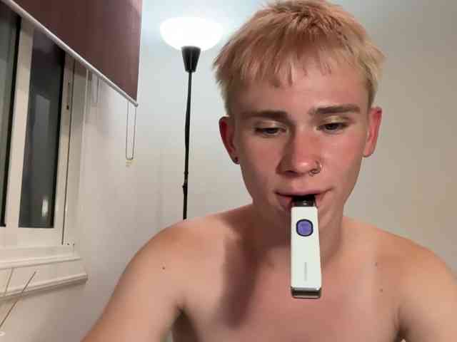 twiinknico Sex Cam Show