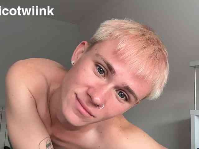 twiinknico twiinknico