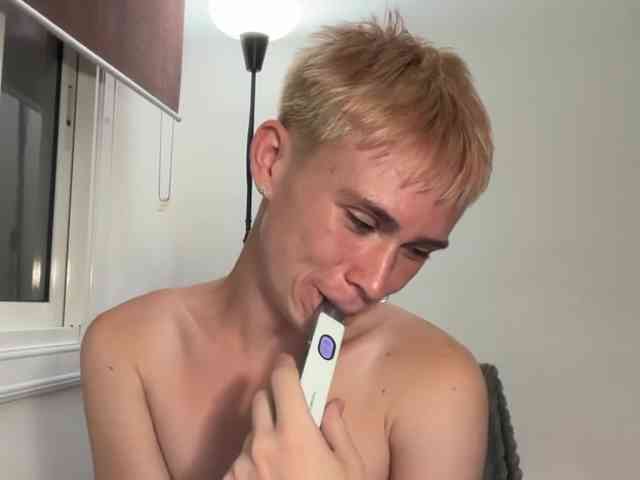 twiinknico Sex Cam Show