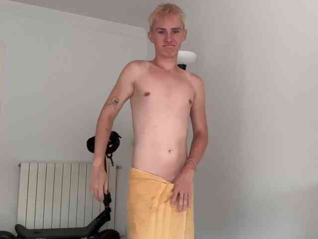 twiinknico Sex Cam Show