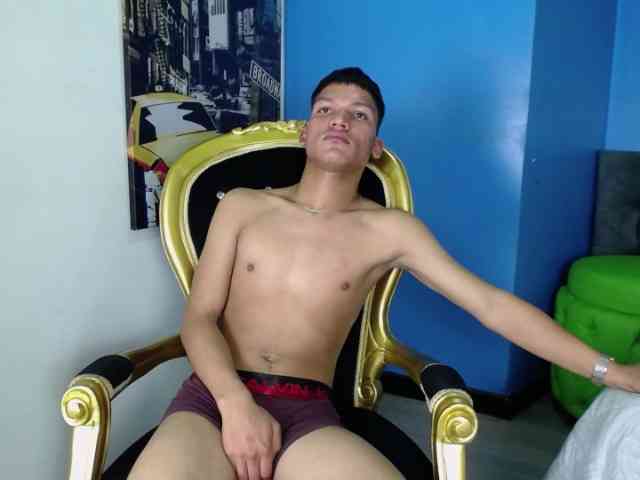 KirosSinclair Sex Cam Show