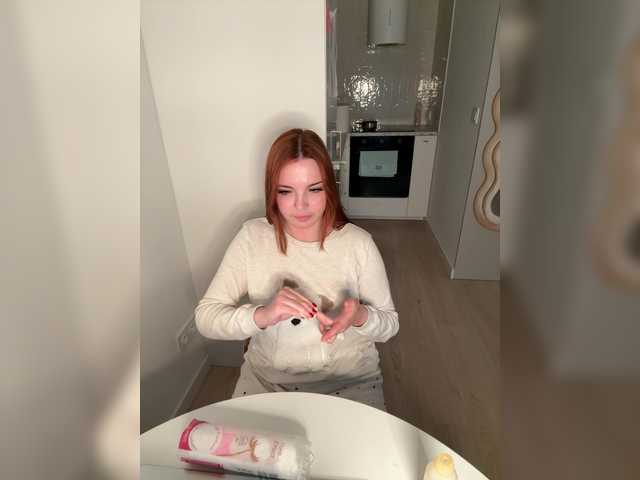 YourDreamWoman live cam on BongaCams