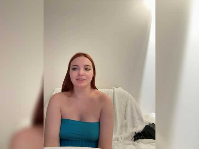 YourDreamWoman live cam on BongaCams