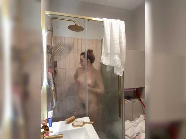YourDreamWoman live cam on BongaCams