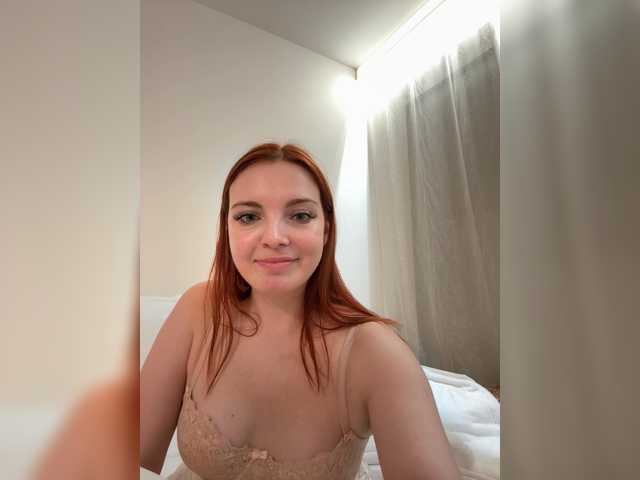 YourDreamWoman live cam on BongaCams