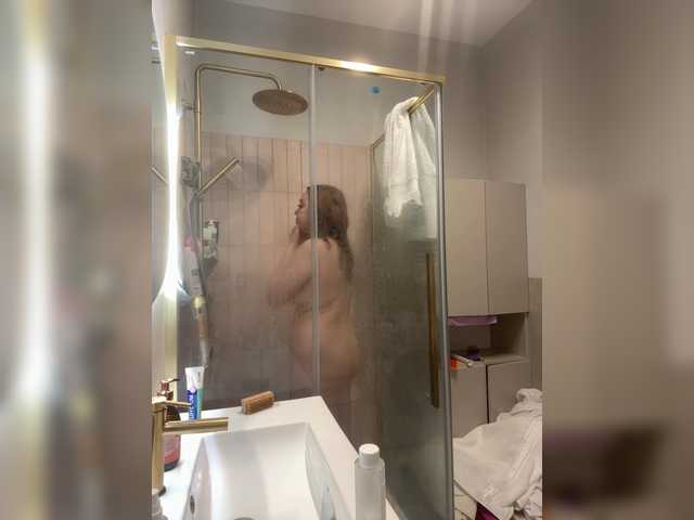 YourDreamWoman live cam on BongaCams