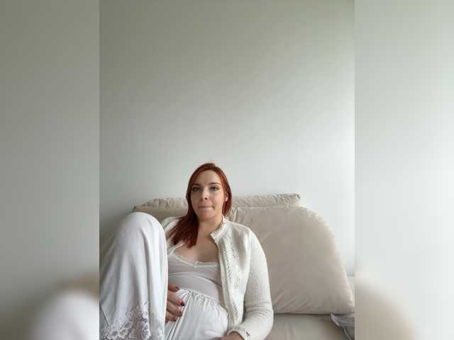 YourDreamWoman live webcam show