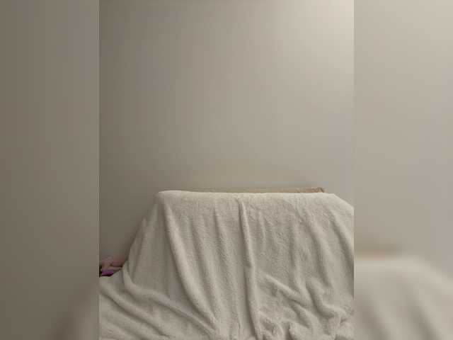 YourDreamWoman live webcam show