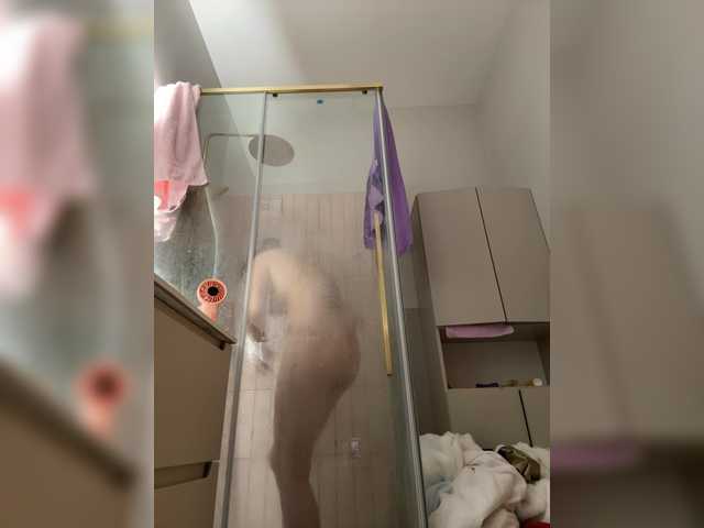 YourDreamWoman live webcam show