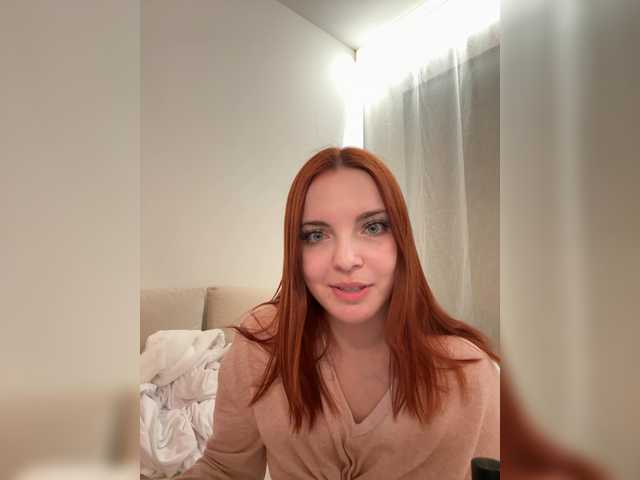 YourDreamWoman live webcam show