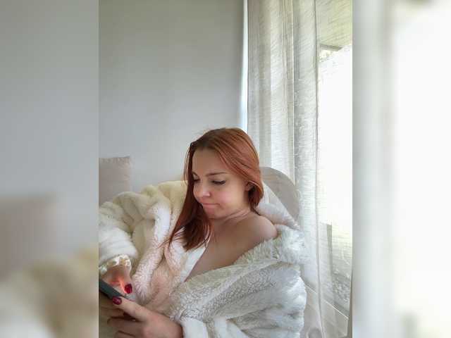 YourDreamWoman live cam on BongaCams