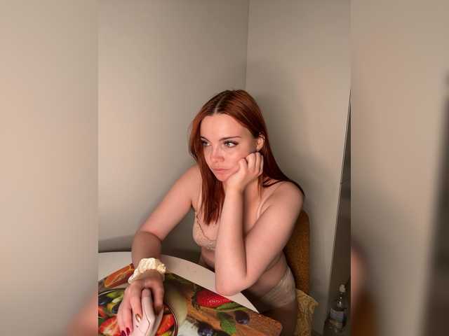 YourDreamWoman live cam on BongaCams