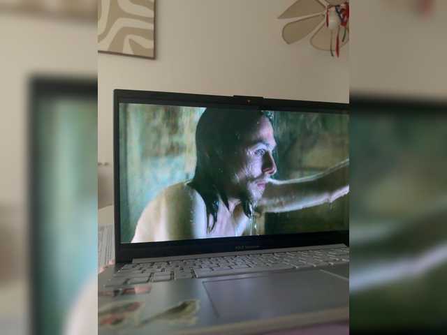 YourDreamWoman live webcam show