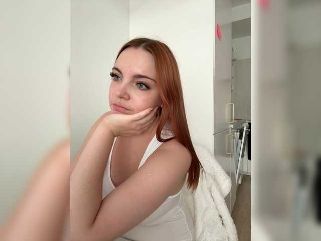 YourDreamWoman live cam on BongaCams