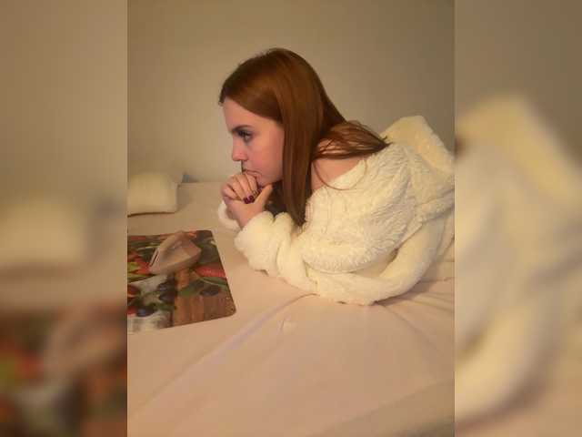 YourDreamWoman live cam on BongaCams
